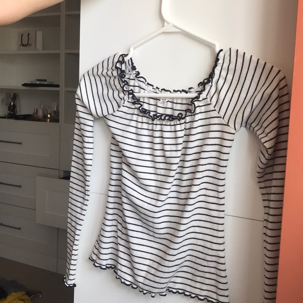 Garage top off the shoulder